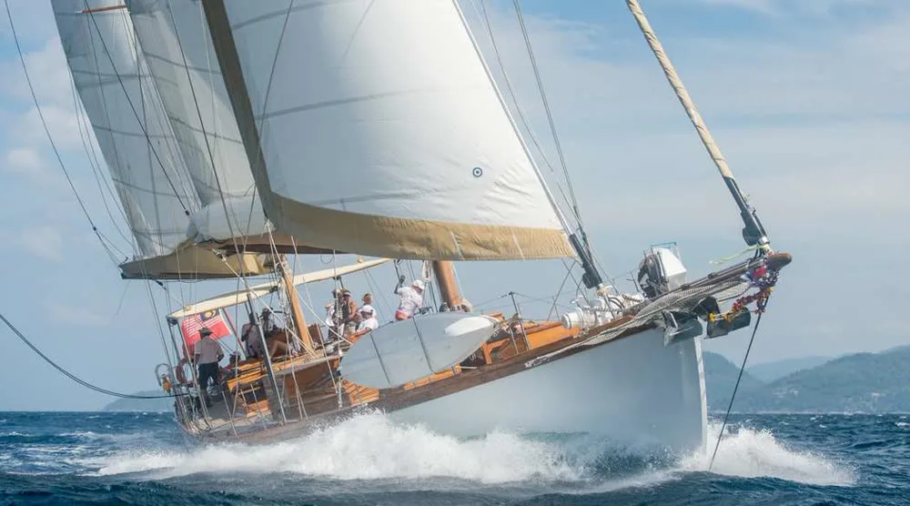 Aventure · Classic Ketch 29m