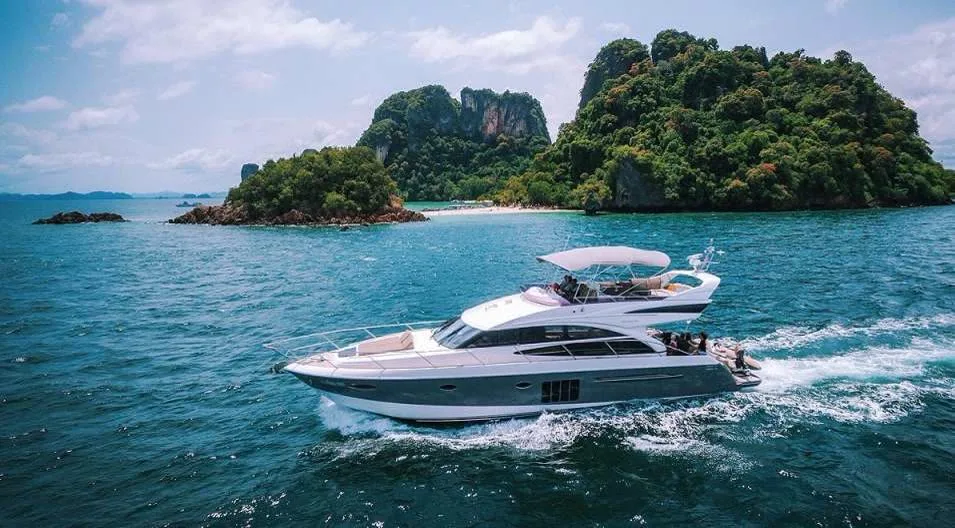 Mayavee · Princess 60 — yacht photograph 1