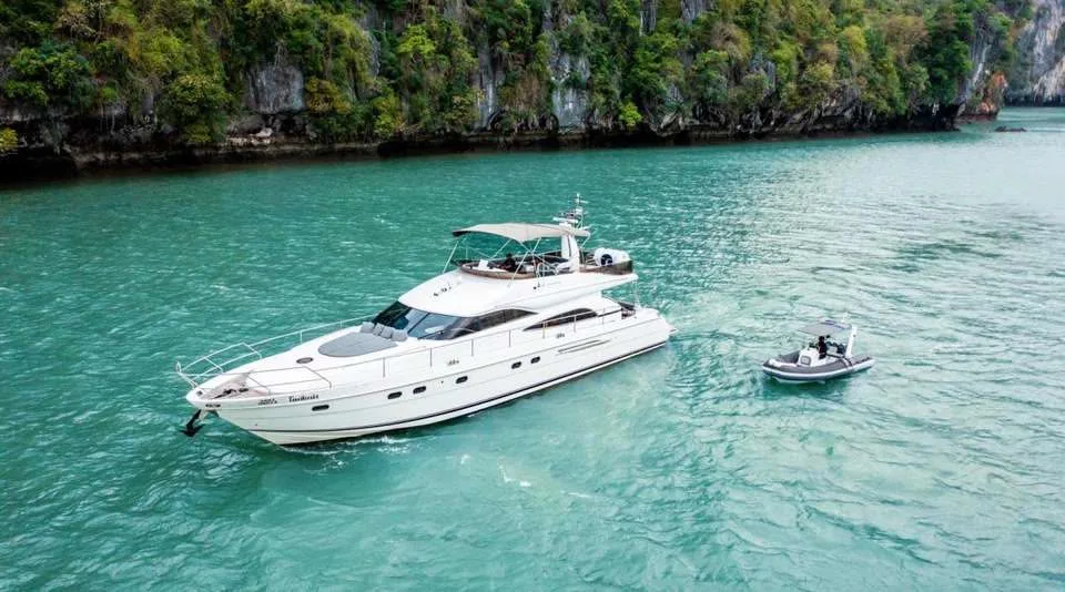 Princess 65 "Sanook" — yacht photograph 2