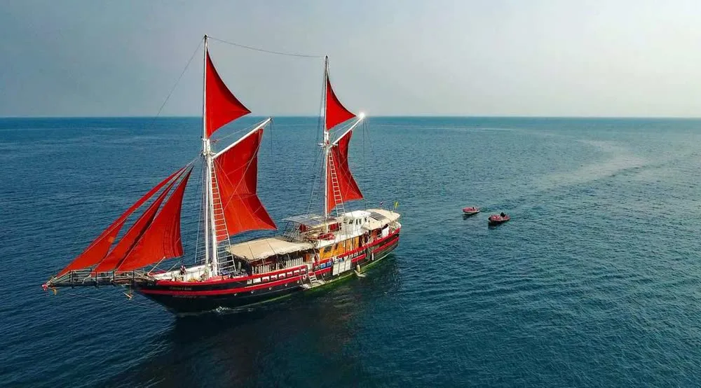 The Phinisi — yacht photograph 2