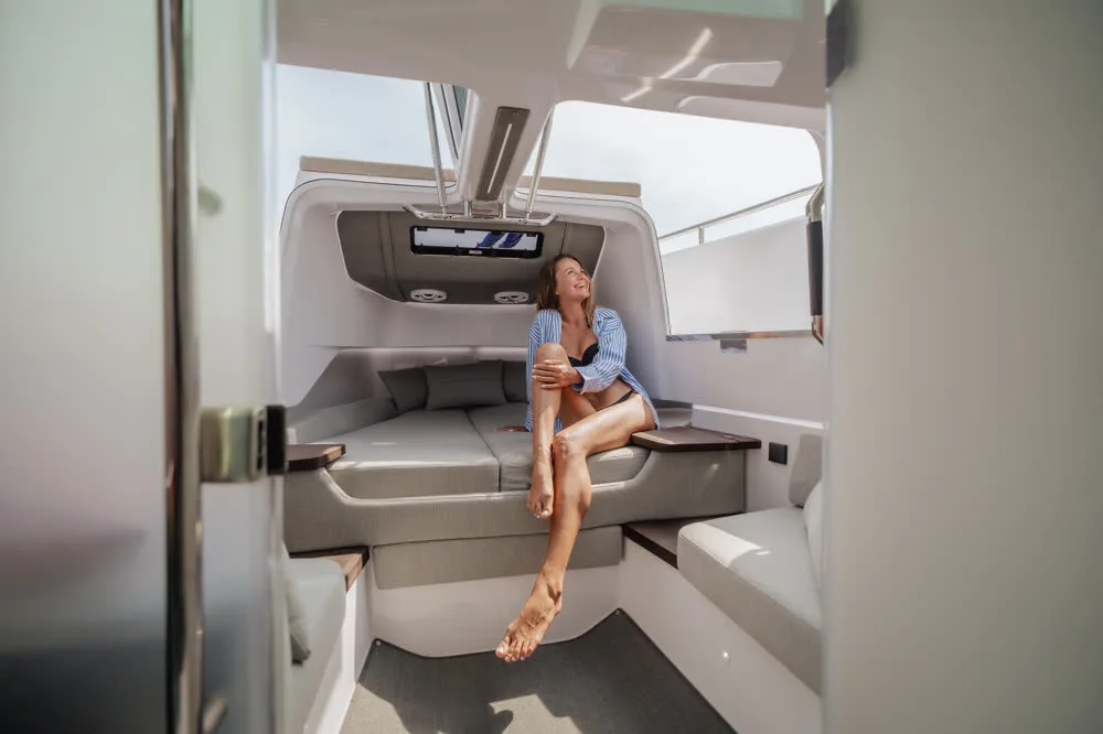 Axopar 37 — yacht photograph 6