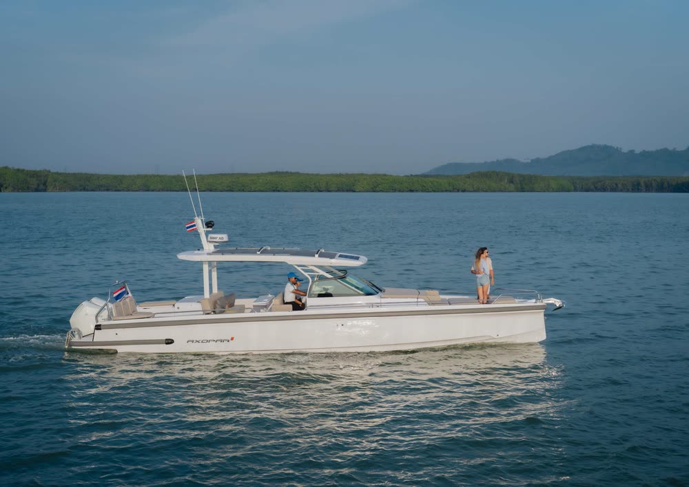Racha Islands Day Trip from Phuket: The Complete Guide