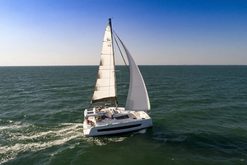 Bali Catspace — yacht photograph 2