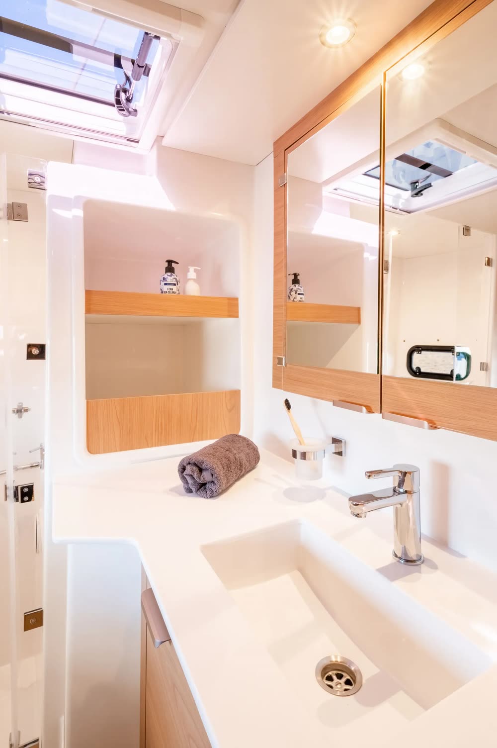 Bali Catspace — Luxury Catamaran, Phuket