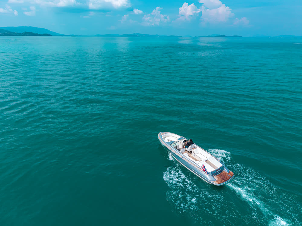 Chris Craft 27 · Chris-Craft 27 — Спидбот-чартер, Phuket
