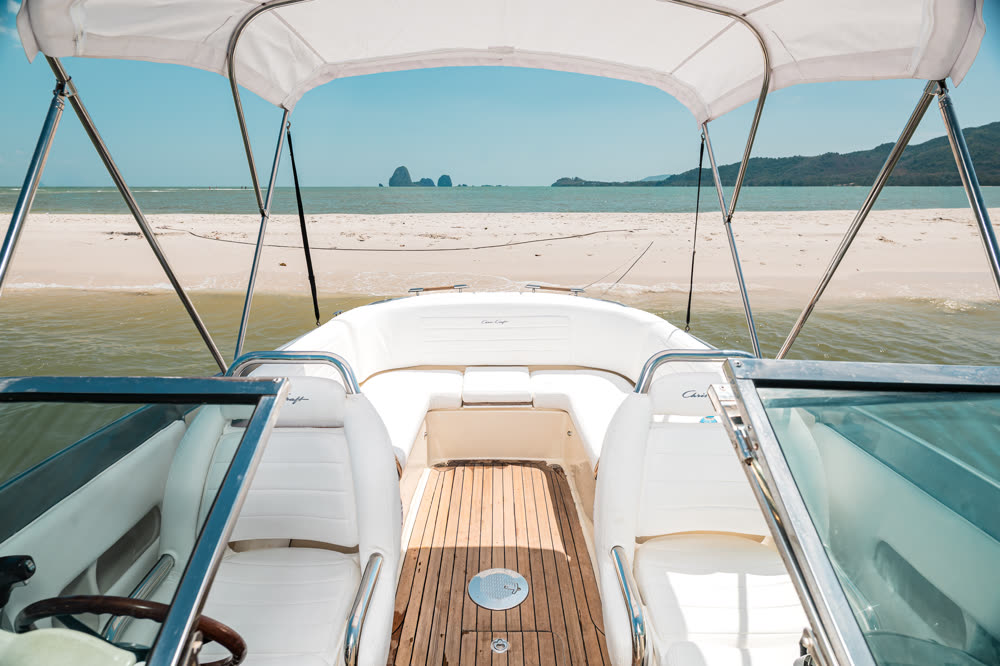 Chris Craft 27 · Chris-Craft 27 — Спидбот-чартер, Phuket