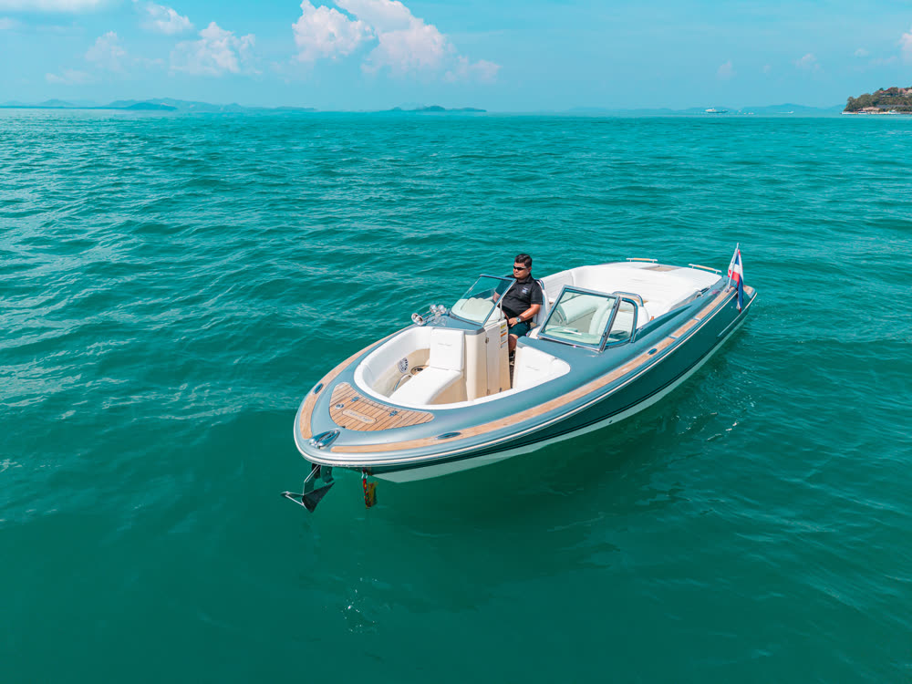 Chris Craft 27 · Chris-Craft 27 — Спидбот-чартер, Phuket