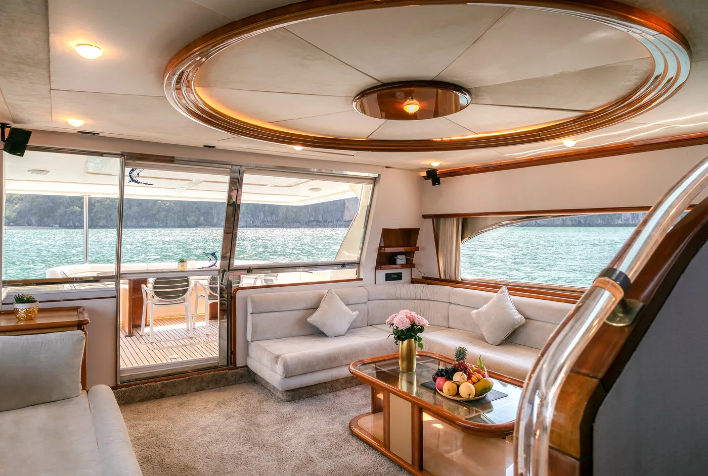 Sofia · Ferretti 80 — фото яхты 4
