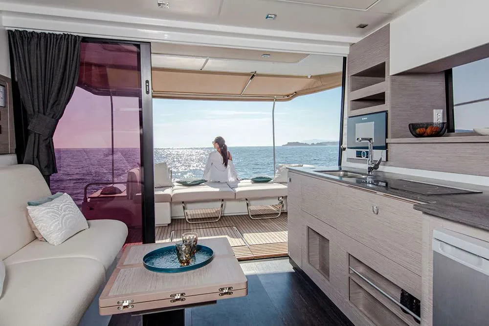 Fountaine Pajot MY40 — yacht photograph 7
