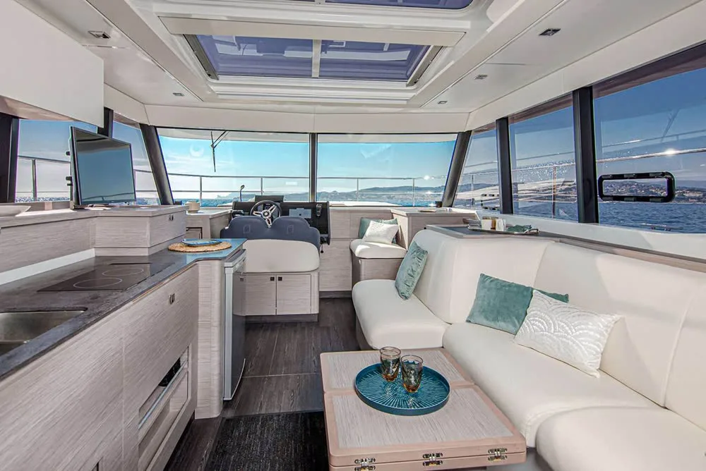 Fountaine Pajot MY40 — yacht photograph 1