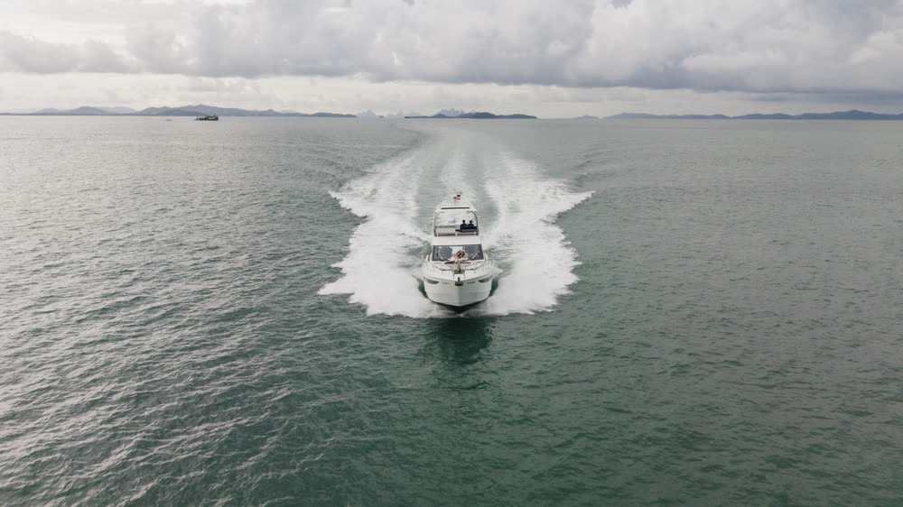 Galeon 500 Fly — Private Charter Yacht, Phuket