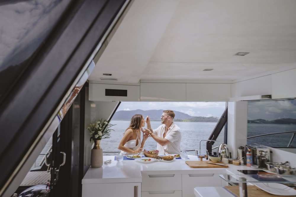 Galeon 500 Fly — Private Charter Yacht, Phuket