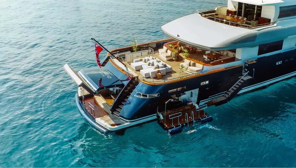 Galileo — yacht photograph 1