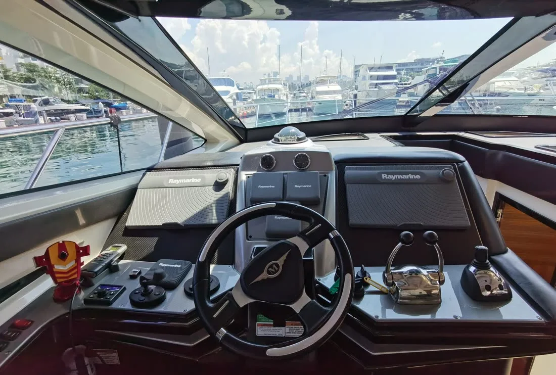 Marquis 500 Sport Coupe "HARMONY" — фото яхты 7