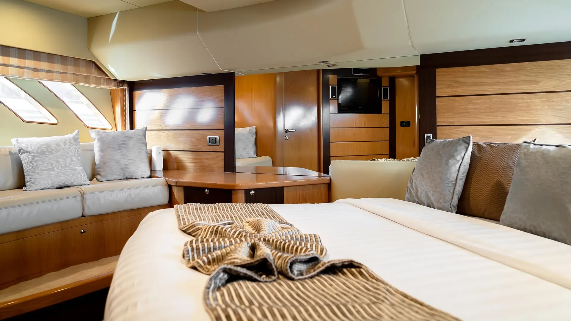 Hype 55 · Integrity 55 — Private Charter Yacht, Phuket
