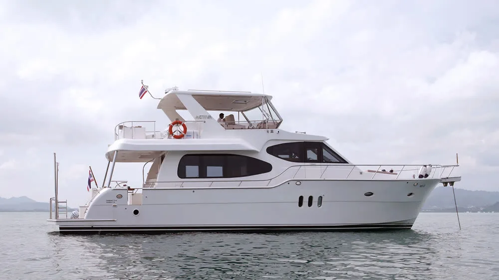 Jawsss · Activa 5800 — yacht photograph 2