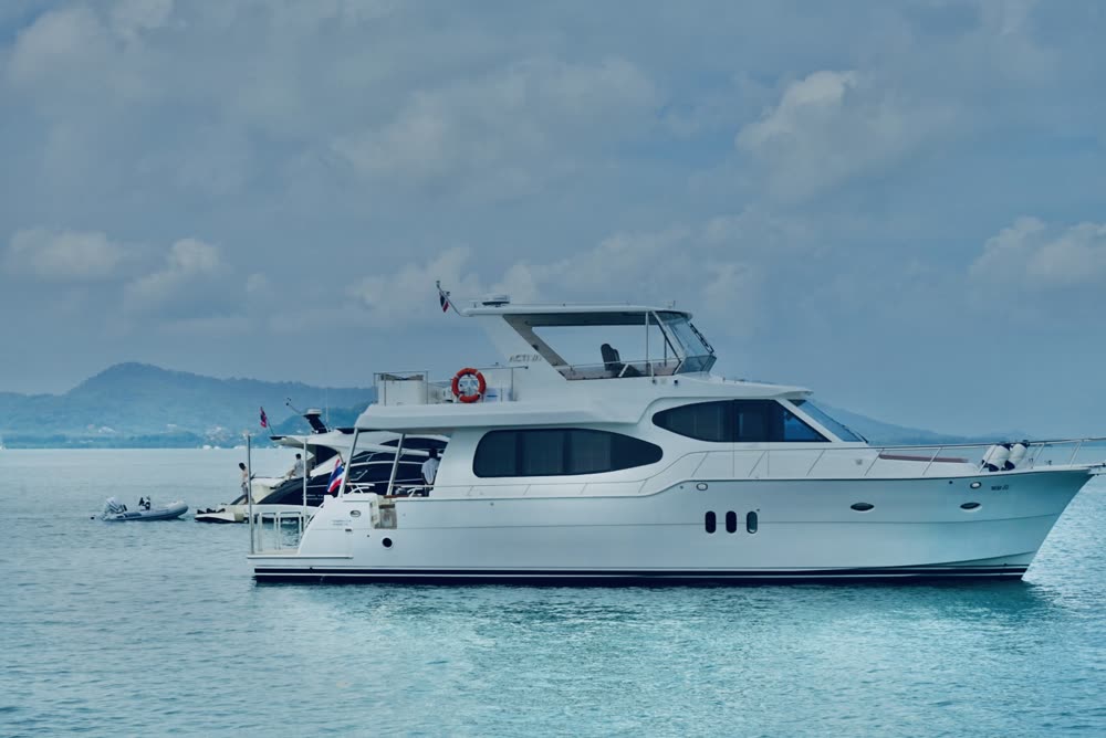 Jawsss · Activa 5800 — Private Charter Yacht, Phuket