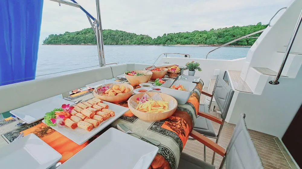 Shibuli · Leopard 40 — yacht photograph 2