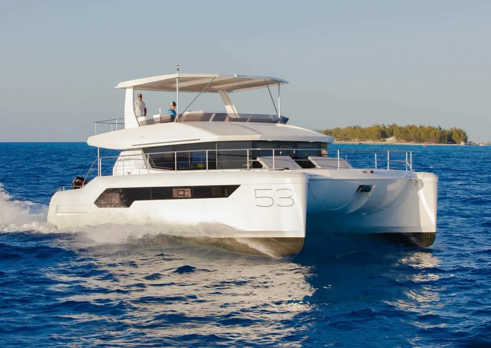 Leopard 53 · Leopard 53 Powercat — yacht photograph 1