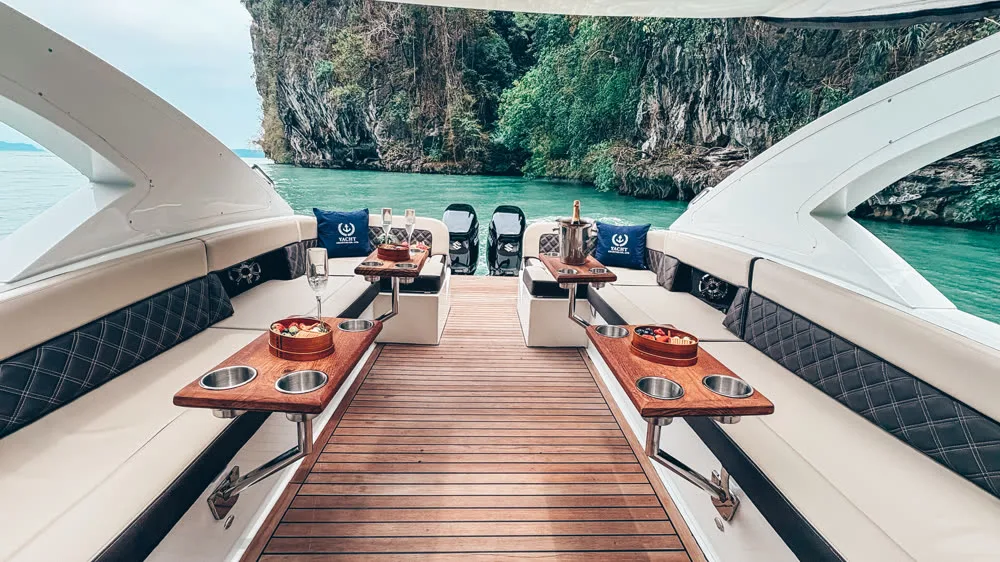 Luxury Speedboat — yacht photograph 6