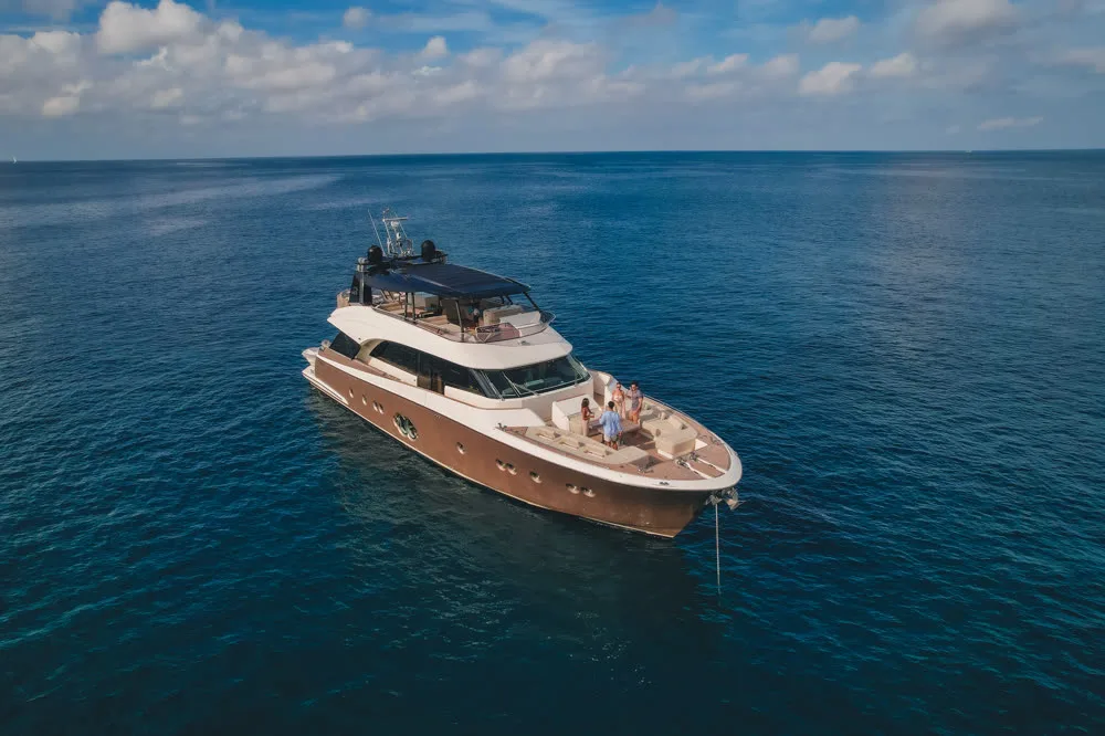 MCY 86 · Monte Carlo Yachts MCY 86 — фото яхты 2