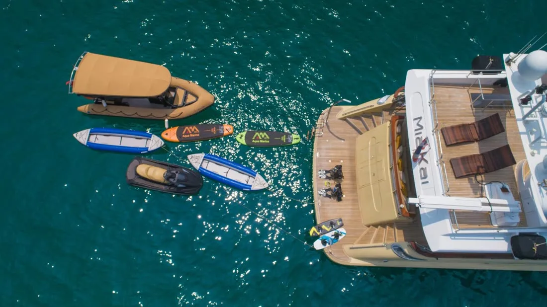 MIA KAI — yacht photograph 6