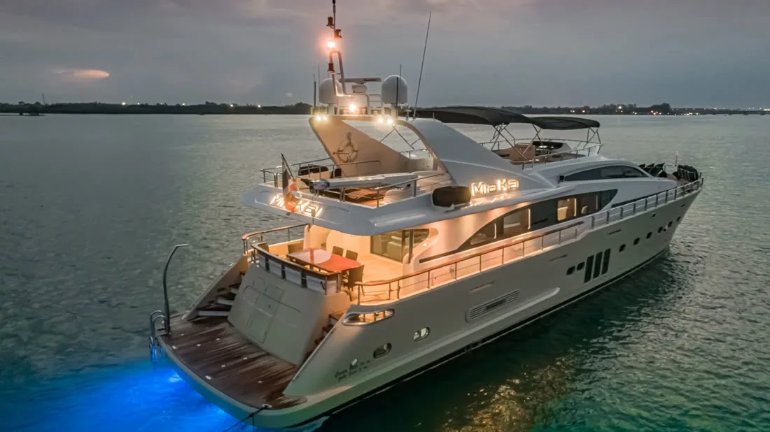 MIA KAI — yacht photograph 9