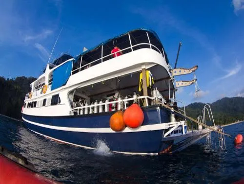 MV Andaman Tritan — yacht photograph 3