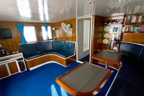 MV Giamani — yacht photograph 6