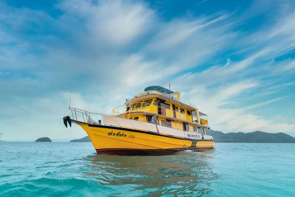 MV Marco Polo — yacht photograph 6
