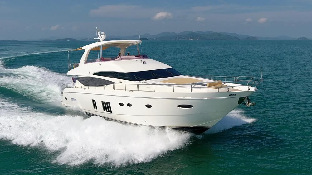 Princess F78 Maritimus · Princess 78MY (F78) — Приватная чартерная яхта, Phuket