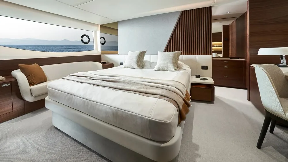 Princess S72 — yacht photograph 7