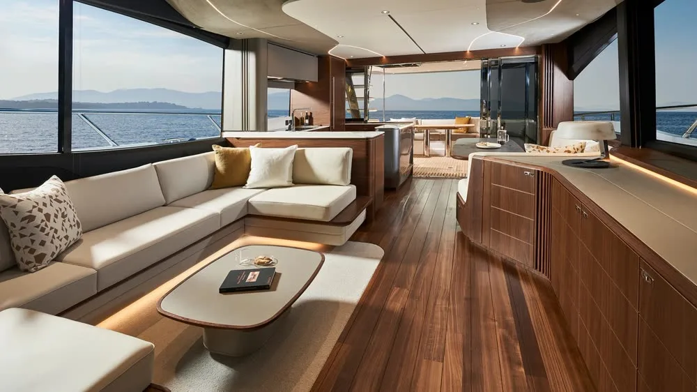 Princess S72 — yacht photograph 8