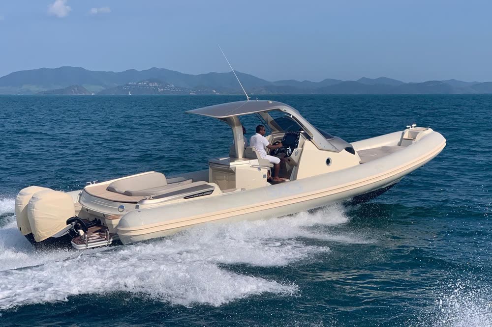 SACS Strider 11 — Speedboat Charter, Phuket