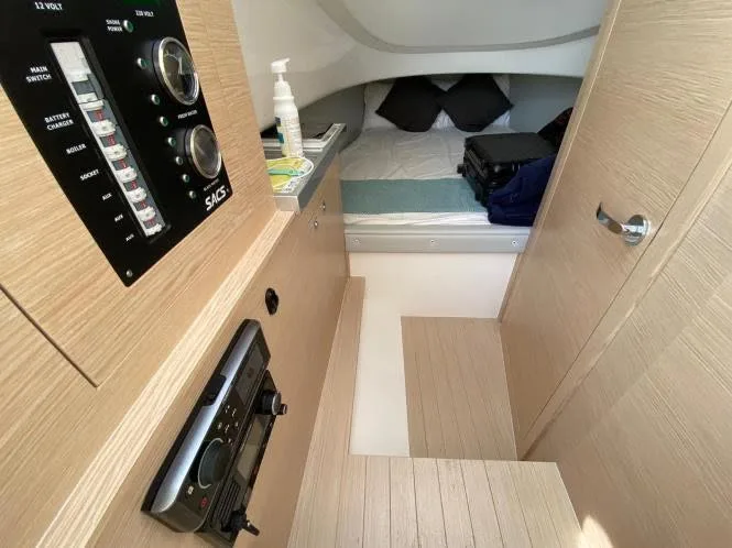 SACS Strider 11 — yacht photograph 6