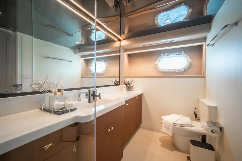 Sea Bear · Westports Yacht — фото яхты 5