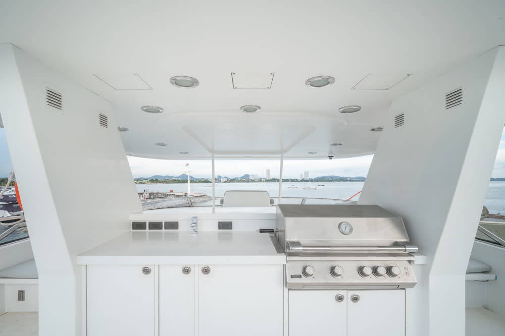 Sea Bear · Westports Yacht — Приватная чартерная яхта, Phuket