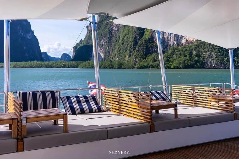 Seanery · Power Catamaran — yacht photograph 6