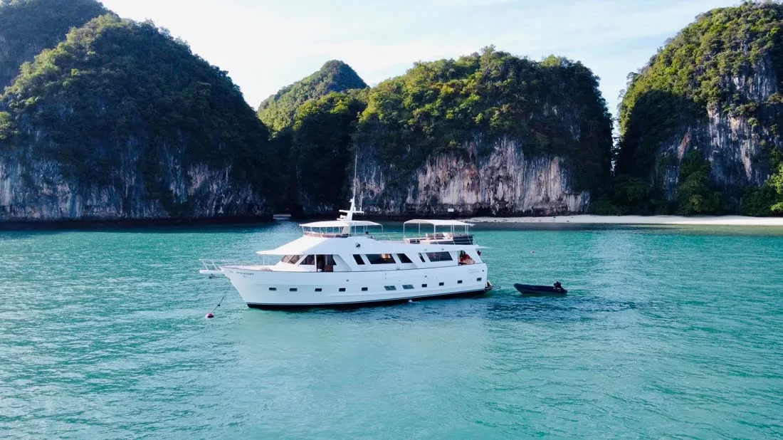 King Yachts "Siam Princess" — yacht photograph 5