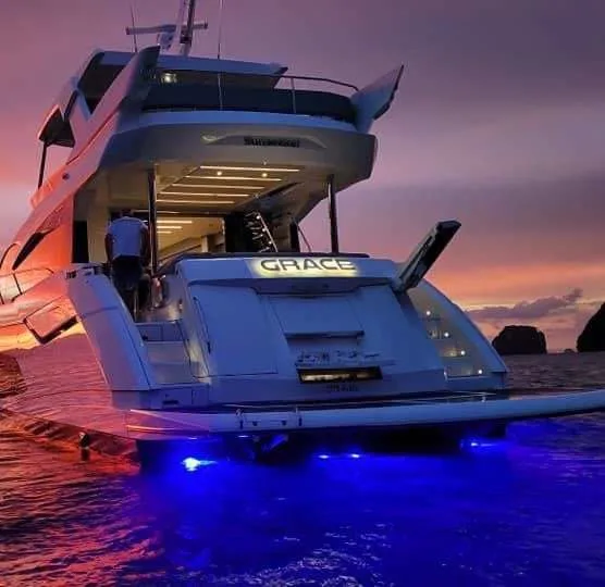 Sunseeker Manhattan 66 — yacht photograph 2