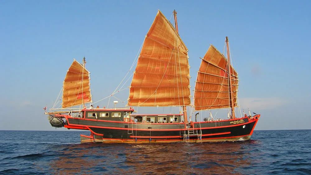 The Junk — yacht photograph 6